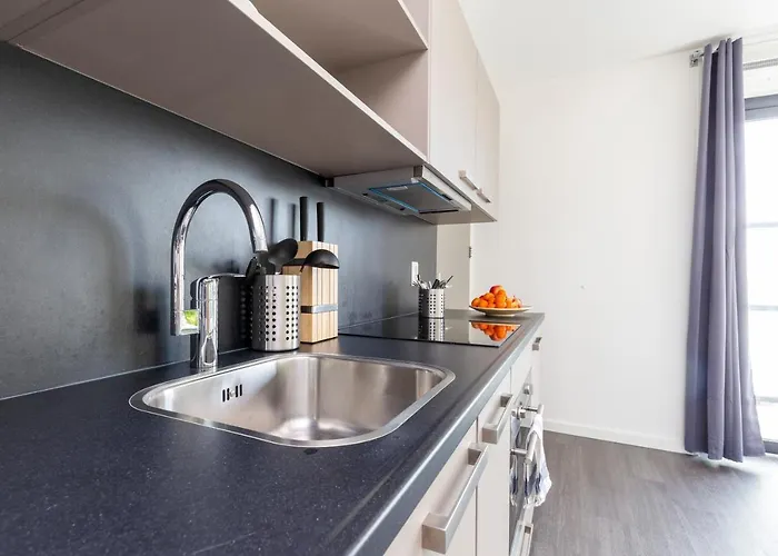 Charming Retreat Cozy Family Apartment-20b Apartamento *