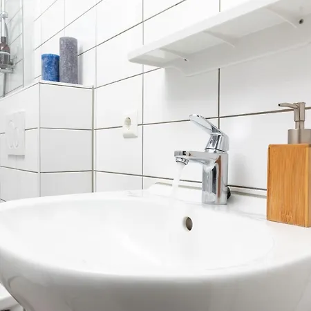 Charming Retreat Cozy Family Apartment-20b Delft